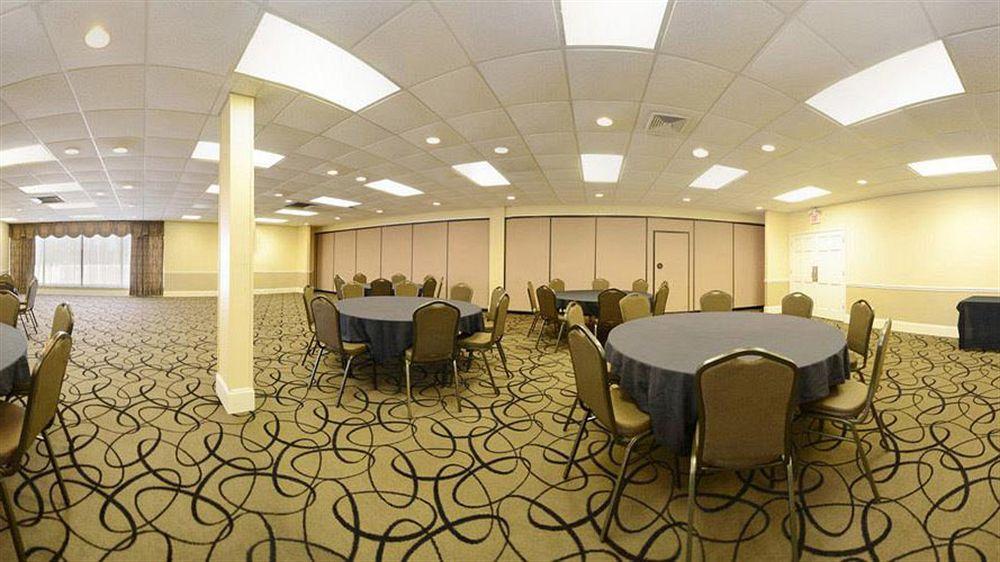 Days & By Wyndham Johnson 3* Johnson City
